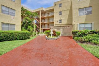 2801 Somerset Dr 101, Lauderdale Lakes, FL 33311
