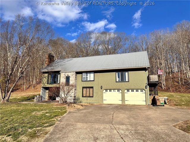 3257 Sandhill Road, Point Pleasant, WV 25550