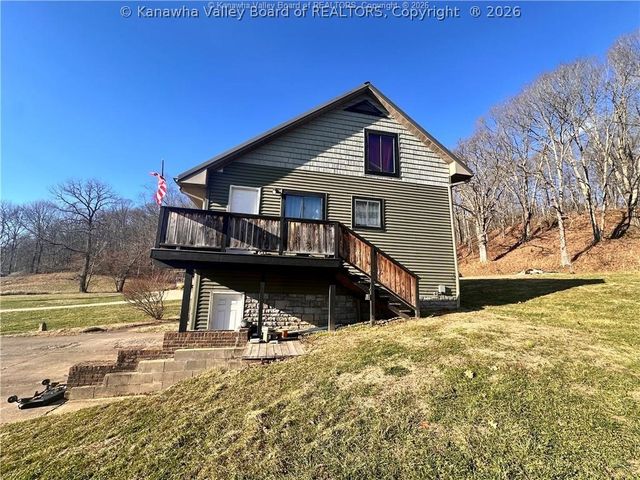 3257 Sandhill Road, Point Pleasant, WV 25550
