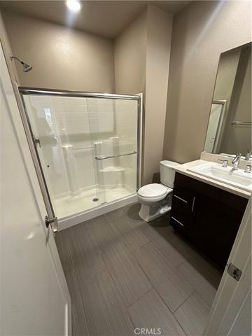 50 Soho, Irvine, CA 92612