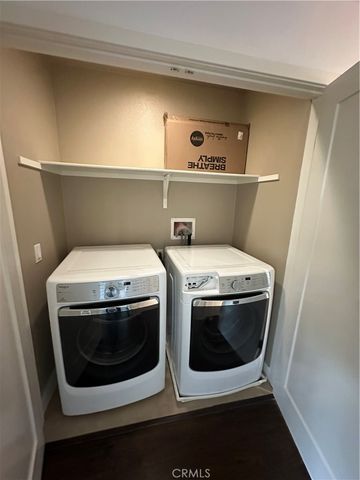 50 Soho, Irvine, CA 92612
