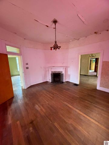 1244 N 12th st., Paducah, KY 42001