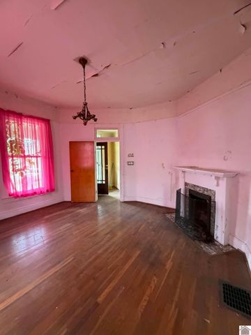 1244 N 12th st., Paducah, KY 42001