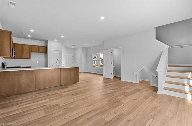 5363 Spicewood Lake Lane, Winston-salem, NC 27106