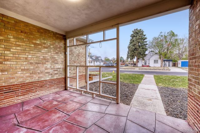 1600 Xanthia Street, Denver, CO 80220