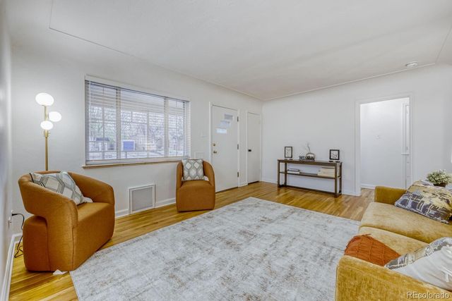 1600 Xanthia Street, Denver, CO 80220