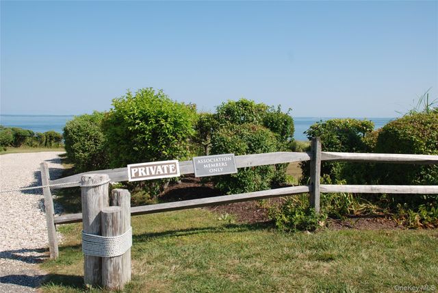 700 Plum Island Lane, Orient, NY 11957