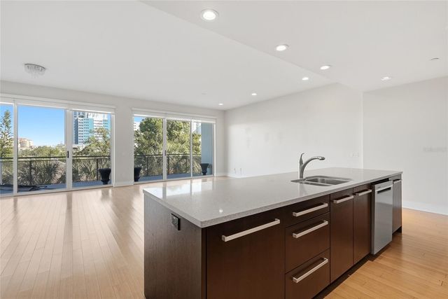 475 2ND STREET N 302, St Petersburg, FL 33701