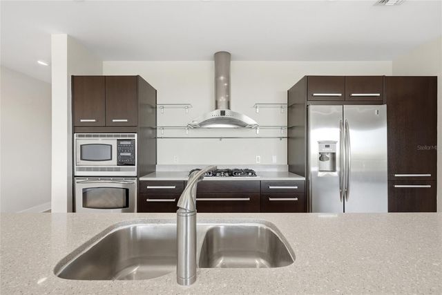 475 2ND STREET N 302, St Petersburg, FL 33701