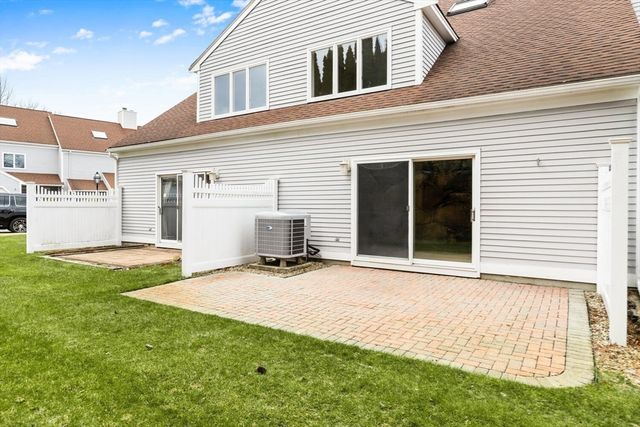 17 Lions Lane 2005, Salem, MA 01970