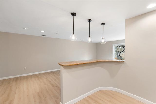 17 Lions Lane 2005, Salem, MA 01970
