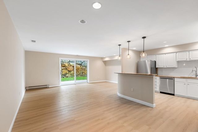 17 Lions Lane 2005, Salem, MA 01970