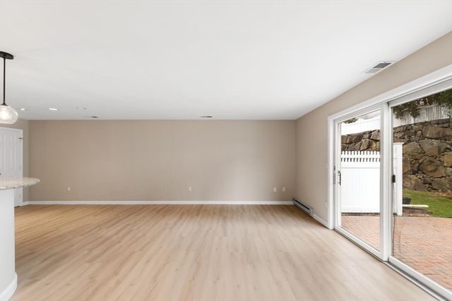 17 Lions Lane 2005, Salem, MA 01970