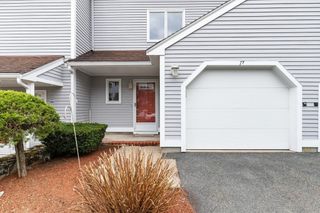 17 Lions Lane 2005, Salem, MA 01970