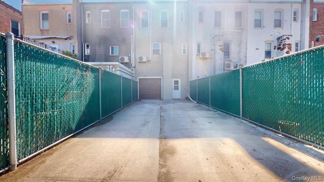 68-11 Dartmouth Street, Forest Hills, NY 11375