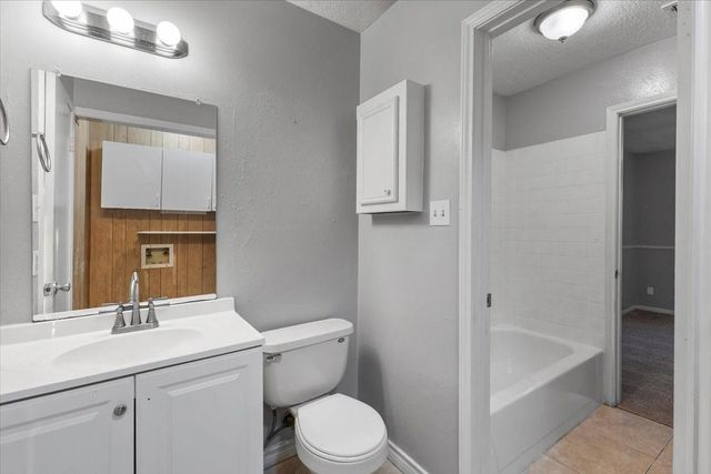 2071 Country Village Boulevard C, Humble, TX 77338