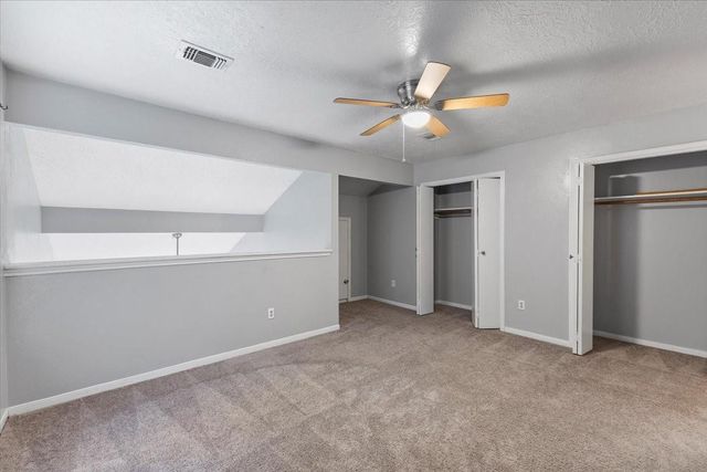 2071 Country Village Boulevard C, Humble, TX 77338