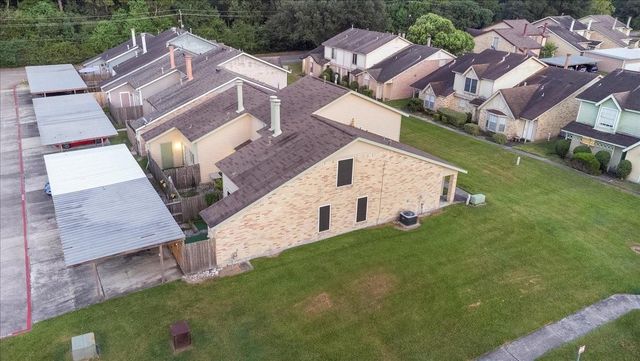 2071 Country Village Boulevard C, Humble, TX 77338