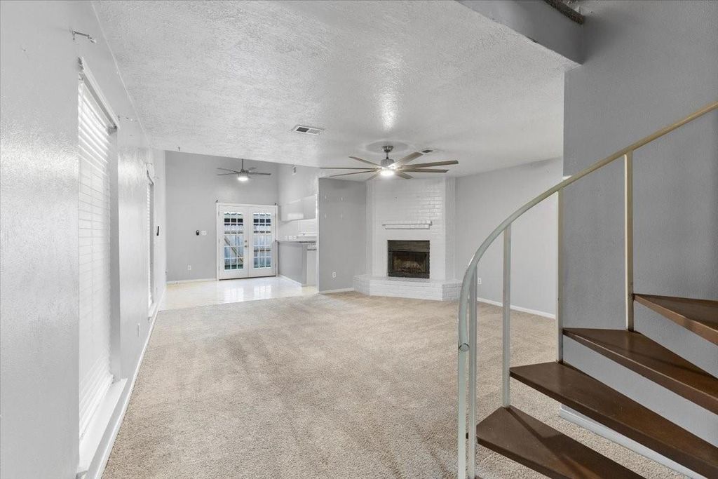 2071 Country Village Boulevard C, Humble, TX 77338
