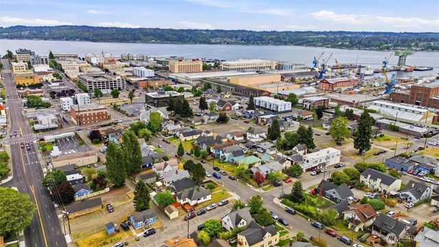 1046 5th Street, Bremerton, WA 98337