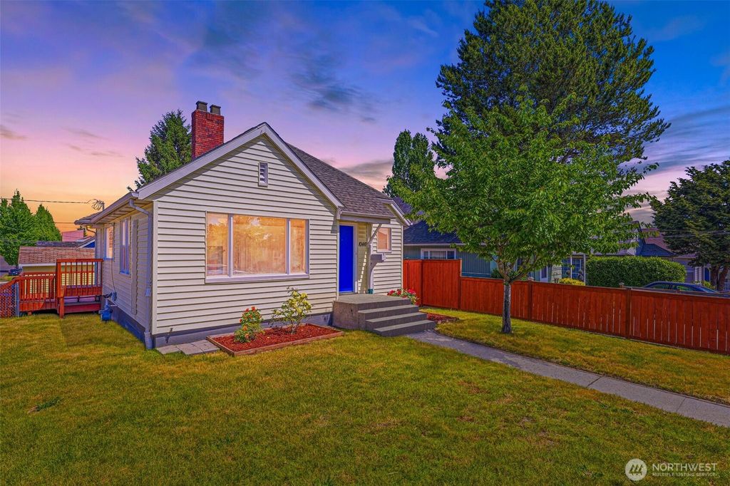 1046 5th Street, Bremerton, WA 98337