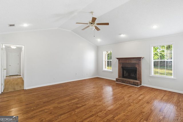 3825 Winchester Place, Valdosta, GA 31602