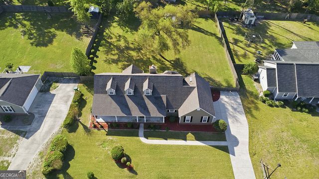 3825 Winchester Place, Valdosta, GA 31602