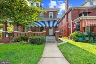 24 COLLEGE AVE, Frederick, MD 21701