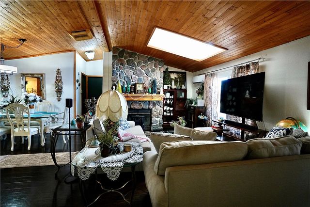 18597 N Quaint Drive, Dolan Springs, AZ 86441