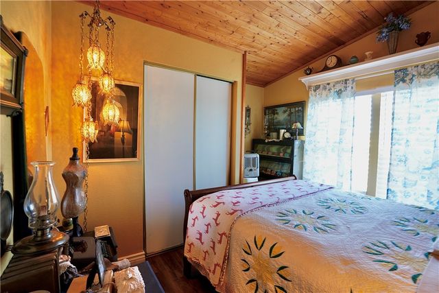 18597 N Quaint Drive, Dolan Springs, AZ 86441