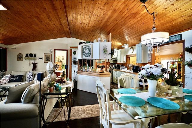 18597 N Quaint Drive, Dolan Springs, AZ 86441