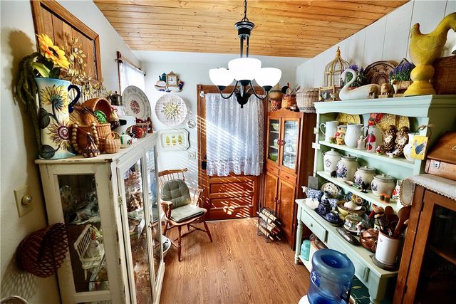 18597 N Quaint Drive, Dolan Springs, AZ 86441