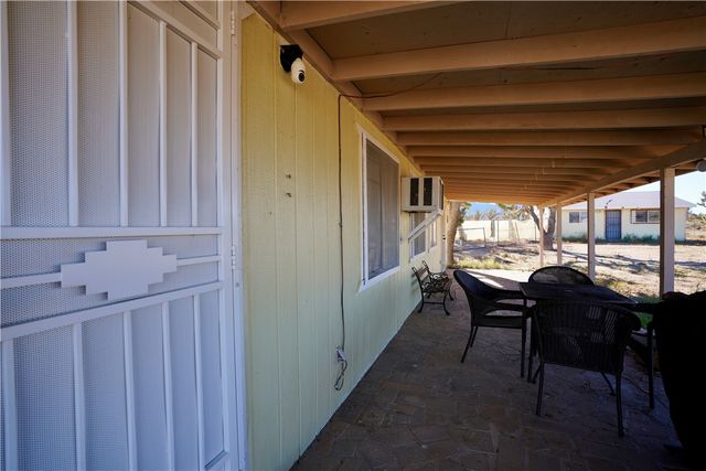 18597 N Quaint Drive, Dolan Springs, AZ 86441