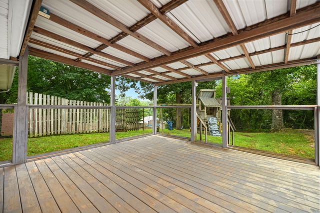 85 Falcon View Trail, Somerset, KY 42501