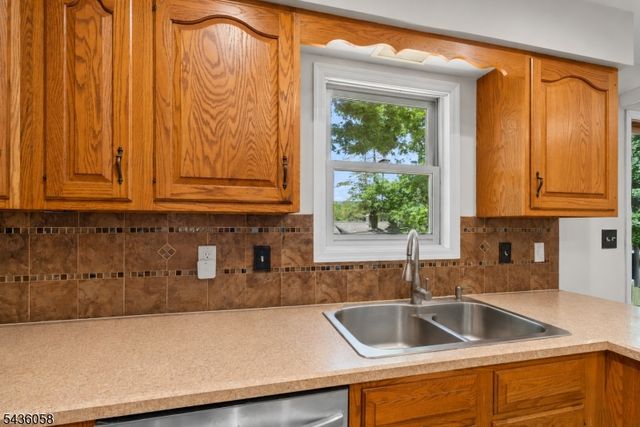 10 Tice Rd, West Milford Twp., NJ 07421