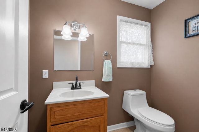 10 Tice Rd, West Milford Twp., NJ 07421