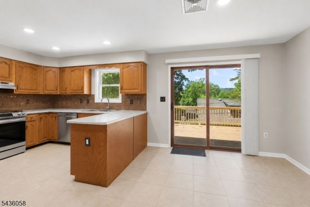 10 Tice Rd, West Milford Twp., NJ 07421