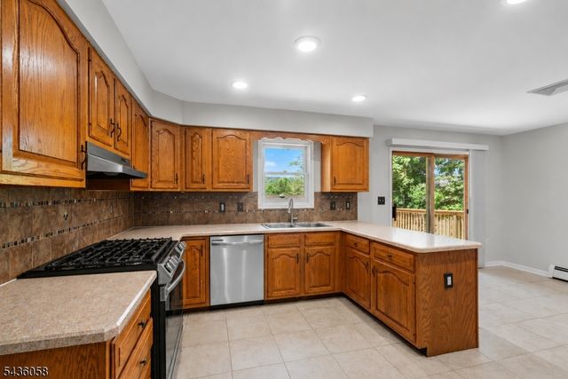 10 Tice Rd, West Milford Twp., NJ 07421