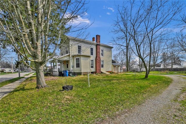 112 Adams Street, Wellington, OH 44090