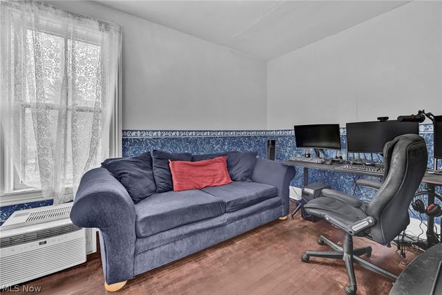 112 Adams Street, Wellington, OH 44090