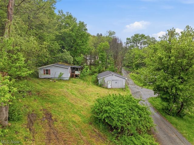 46149 Walnut Street, Rogers, OH 44455