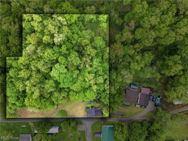 46149 Walnut Street, Rogers, OH 44455