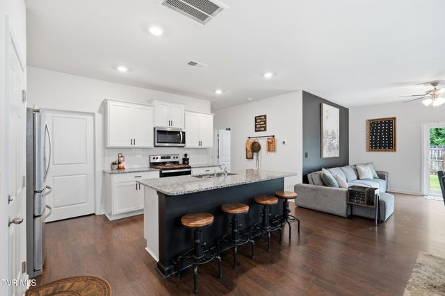 229 Crockett Drive, Church Hill, TN 37642