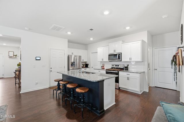 229 Crockett Drive, Church Hill, TN 37642