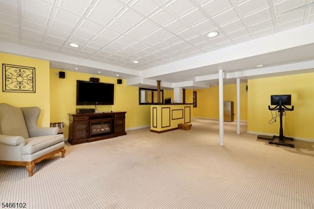 10 Macintosh Dr, Andover Twp., NJ 07848