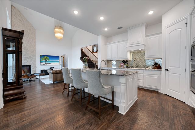 11251 Tanager Lane, Cross Roads, TX 76227