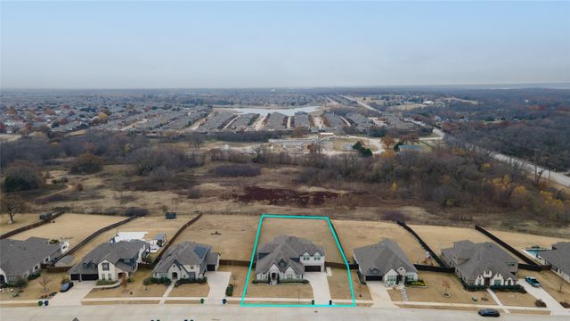 11251 Tanager Lane, Cross Roads, TX 76227