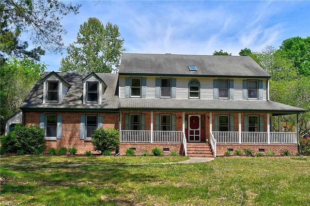 617 Saint Brides RD W, Chesapeake, VA 23322