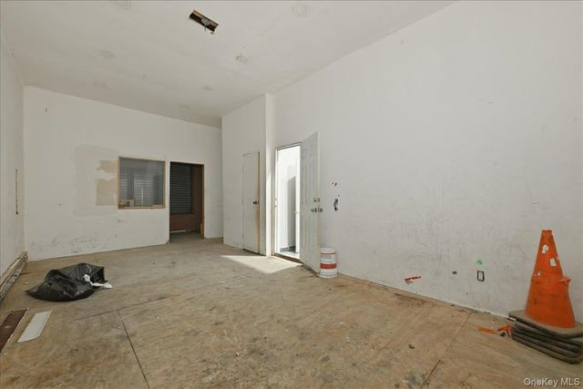 12610 Jamaica Avenue, Jamaica, NY 11418