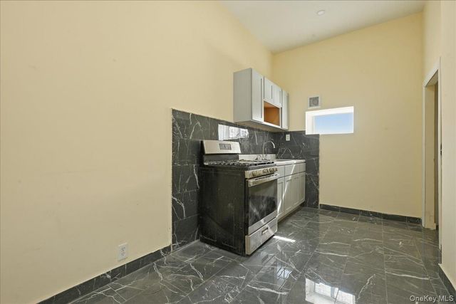 12610 Jamaica Avenue, Jamaica, NY 11418